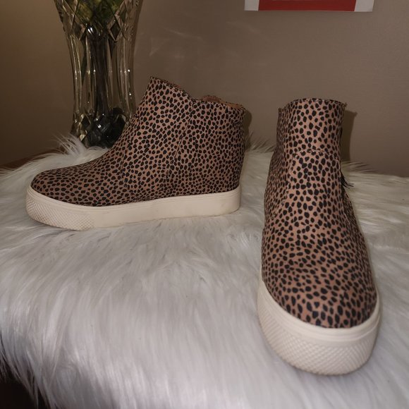Womens Universal Thread Leopard Print Plaform Wedge Sneakers - Picture 2 of 10